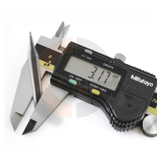 Ampliar foto Micro Fresa 0.5mm Topo Reto 2 cortes Haste 1 8 Metal Duro HRC55 Ampliar foto Micro Fresa 0.5mm Topo Reto 2 cortes Haste 1 8 Metal Duro HRC55